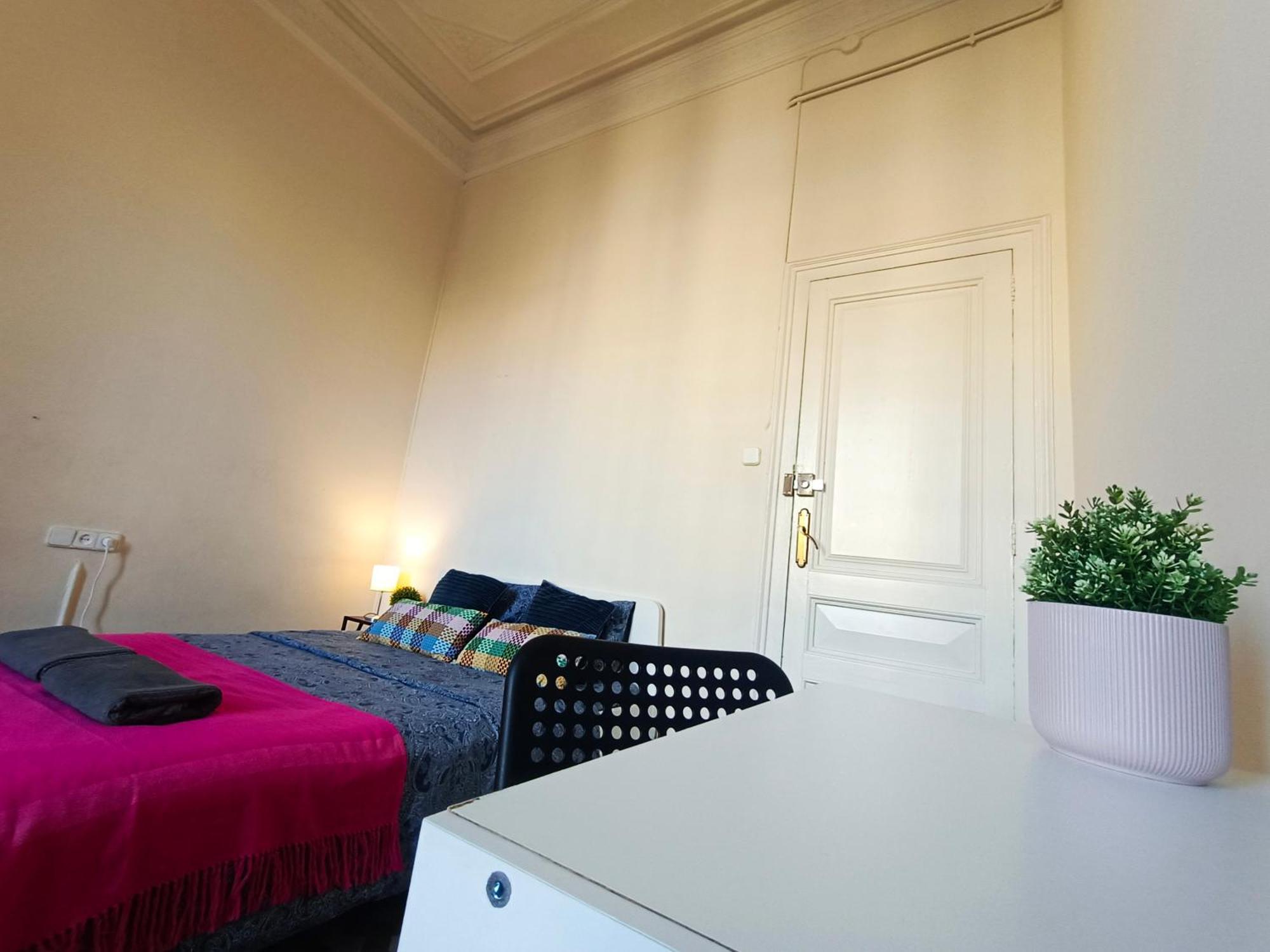 By Urquinaona Rooms برشلونة المظهر الخارجي الصورة