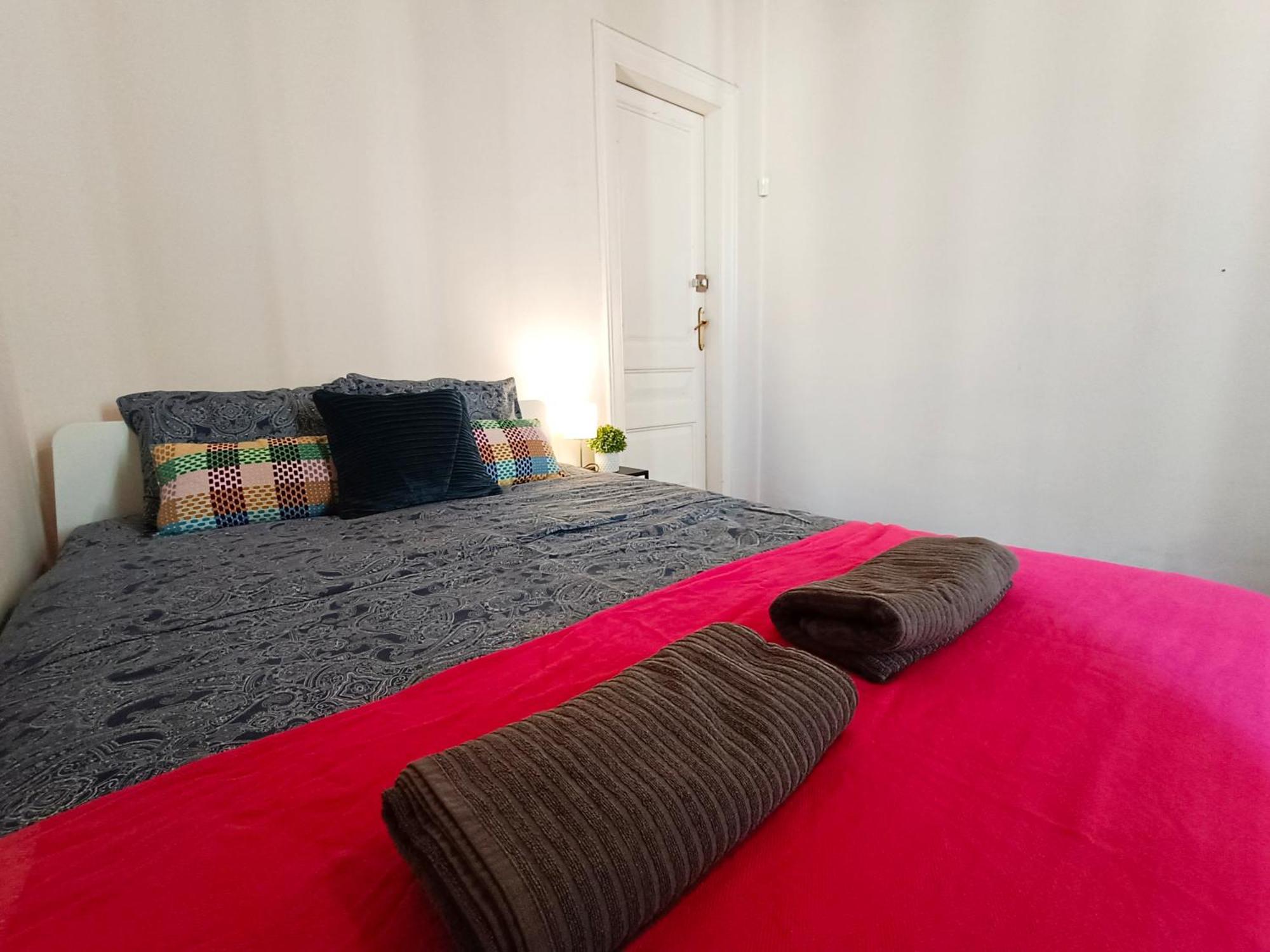 By Urquinaona Rooms برشلونة المظهر الخارجي الصورة